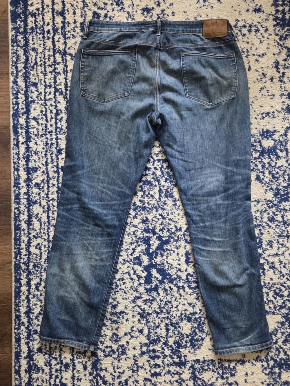 American Eagle Outfitters Men's Slim Jeans - Medium Blue Wash